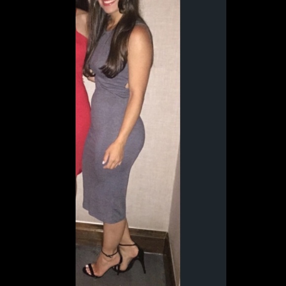 Dress - Picture 2 of 3